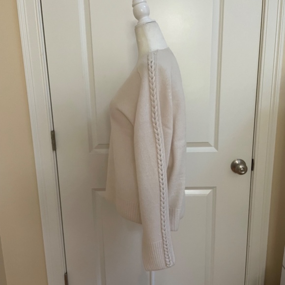 Kandice V-Neck Long Sleeve CashmereSweater from 360 Cashmere